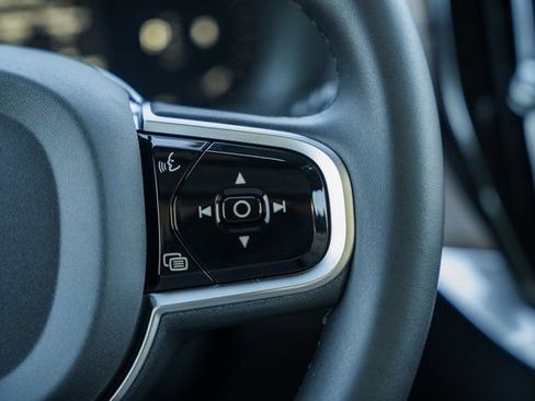 New 2026 Volvo XC90 B6 Plus image 28