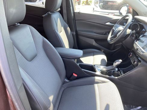 Used 2023 Buick Encore GX Preferred w/ Cold Weather Comfort Package image 27