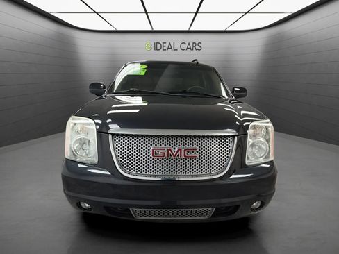 Used 2011 GMC Yukon Denali AWD/4WD image 2