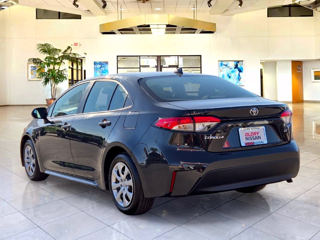 Used 2026 Toyota Corolla LE FWD image 7