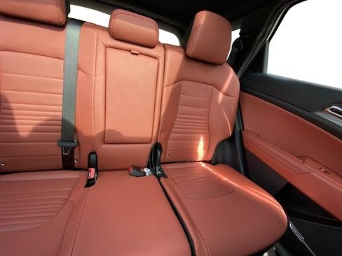 New 2026 Kia Sportage SX FWD image 10