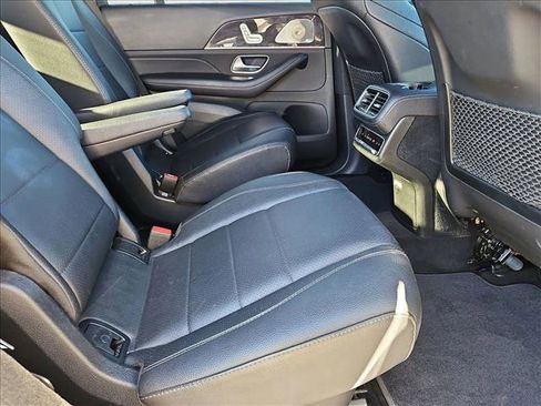 Used 2021 Mercedes-Benz GLS 450 4MATIC image 21