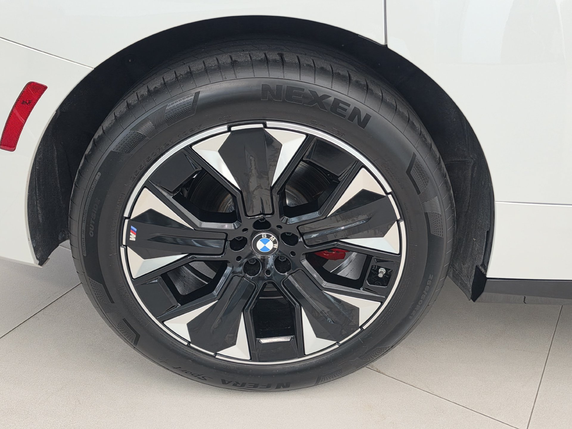 Used 2026 BMW iX xDrive45 AWD/4WD image 44