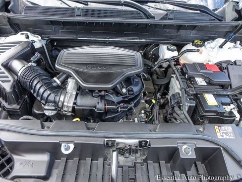 Used 2023 GMC Acadia Denali w/ Denali Technology Package FWD image 27