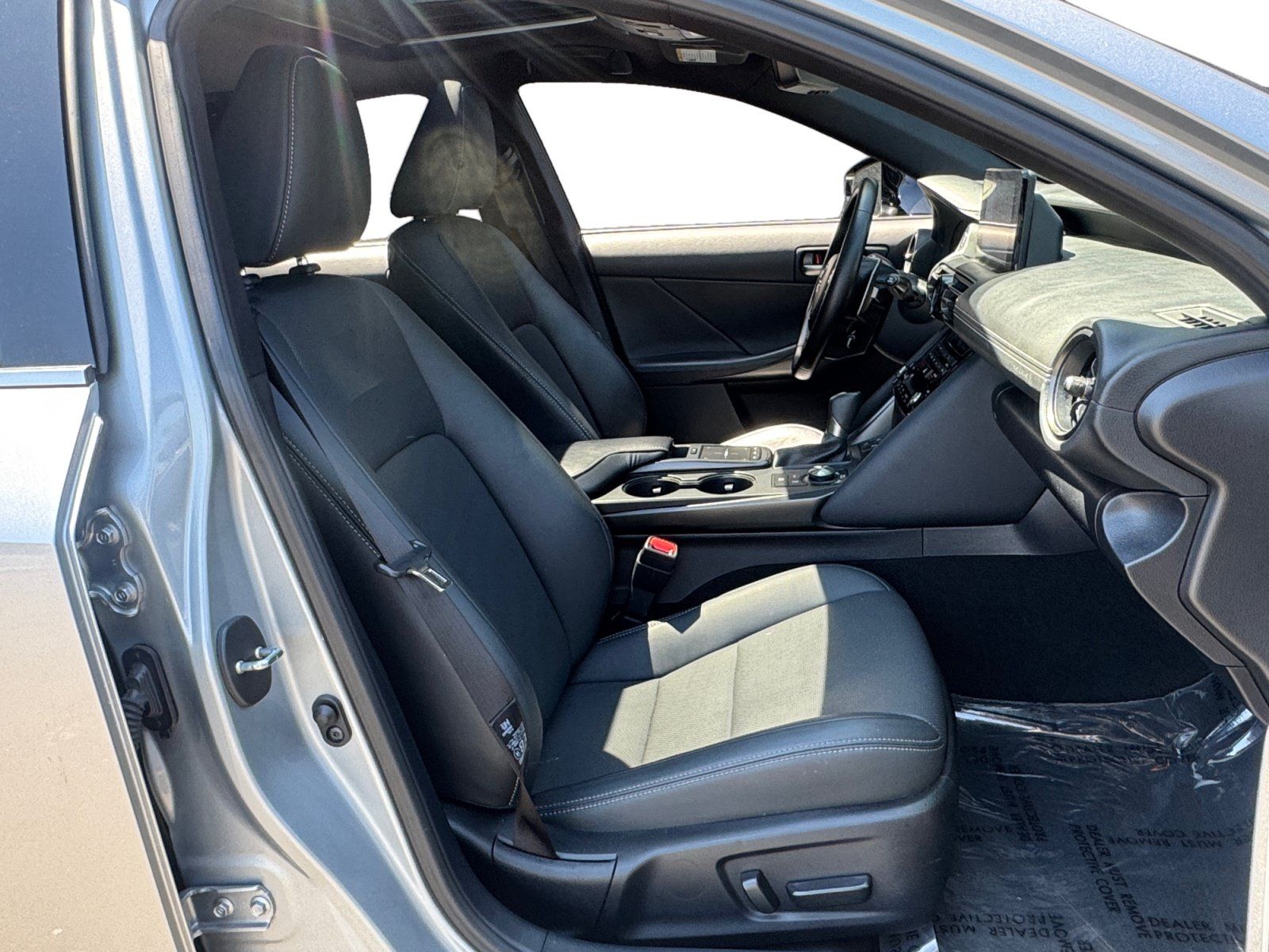 Used 2023 Lexus IS 300 w/ Comfort Package RWD image 15