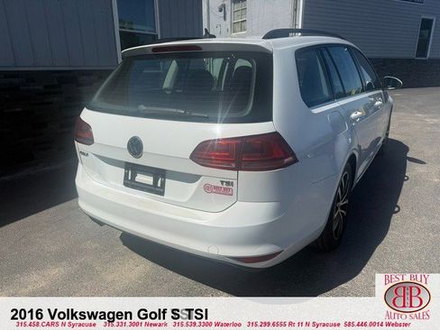 Used 2016 Volkswagen Golf Limited Edition FWD image 5