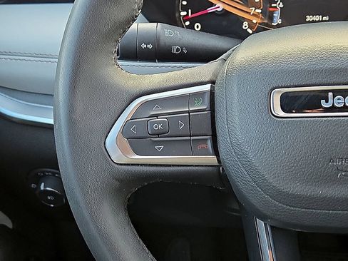 Used 2025 Jeep Compass Limited AWD/4WD image 20