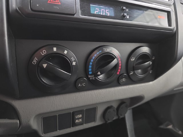 Used 2014 Toyota Tacoma 4x4 Access Cab w/ Convenience Package image 21