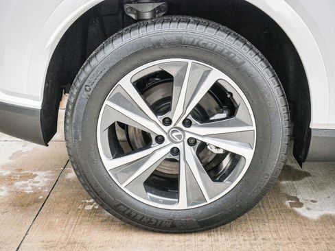 Used 2025 Lexus RX 350 Premium w/ Accessory Package (Z1) image 13