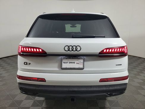 Used 2024 Audi Q7 3.0T Prestige image 5