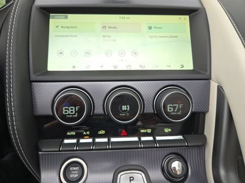 Used 2024 Jaguar F-TYPE R-Dynamic RWD image 17