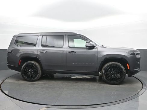 New 2026 Jeep Grand Wagoneer Limited AWD/4WD image 6