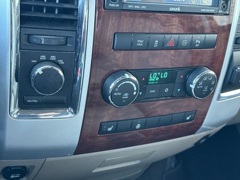 Used 2011 RAM 1500 Laramie AWD/4WD image 17
