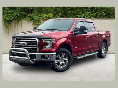Used 2017 Ford F150 XLT w/ Equipment Group 301A Mid