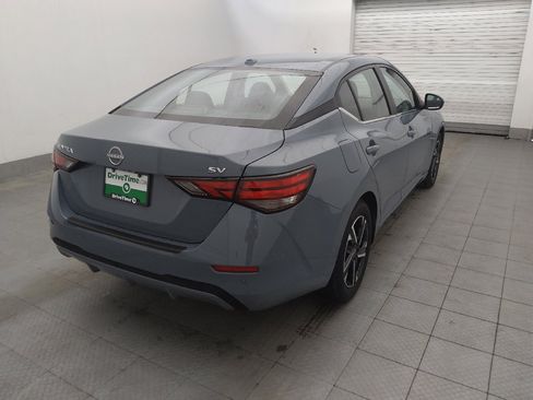 Used 2024 Nissan Sentra SV FWD image 9