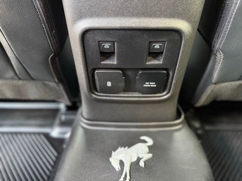 Used 2024 Ford Bronco Outer Banks image 12