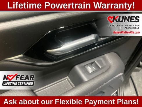 Used 2025 GMC Yukon Denali w/ LPO, Floor Liner Package image 25