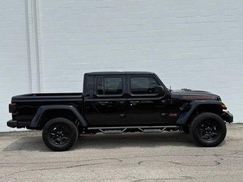 Used 2022 Jeep Gladiator Mojave w/ LED Lighting Group AWD/4WD image 3