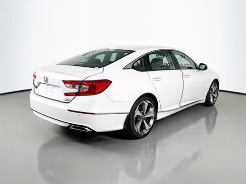 Used 2020 Honda Accord Touring image 7