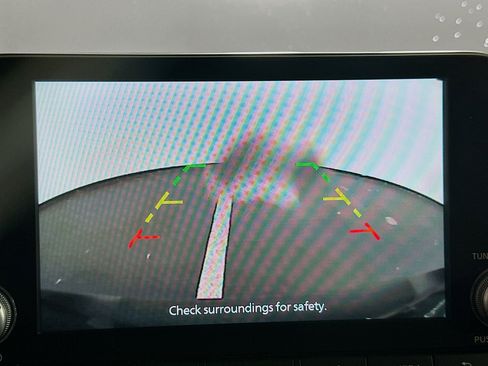 Used 2024 Nissan Sentra SV image 21