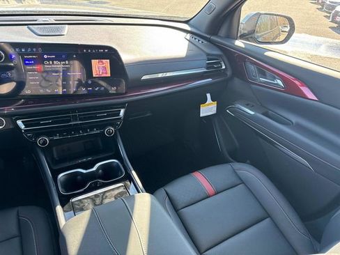 New 2026 Chevrolet Traverse RS FWD image 20