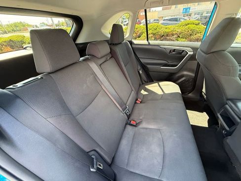 Used 2020 Toyota RAV4 LE FWD image 33