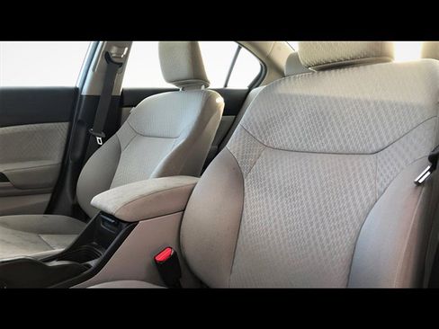 Used 2015 Honda Civic LX image 10
