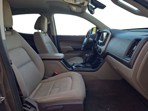 Used 2016 GMC Canyon SLE image 14