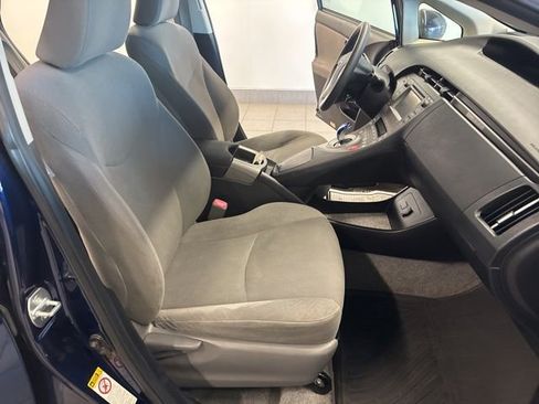 Used 2012 Toyota Prius Two image 18