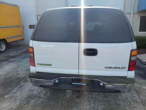Used 2000 Chevrolet Tahoe LS w/ LS Preferred Equipment Group AWD/4WD image 14