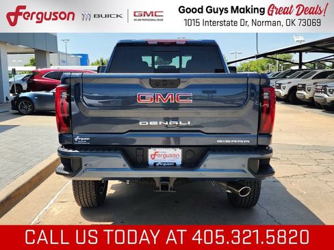 New 2026 GMC Sierra 2500 Denali w/ Denali Reserve Package AWD/4WD image 4