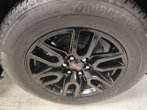 New 2026 GMC Sierra 1500 Elevation image 4