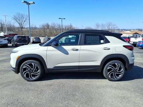 New 2026 Chevrolet TrailBlazer RS w/ Convenience Package image 2