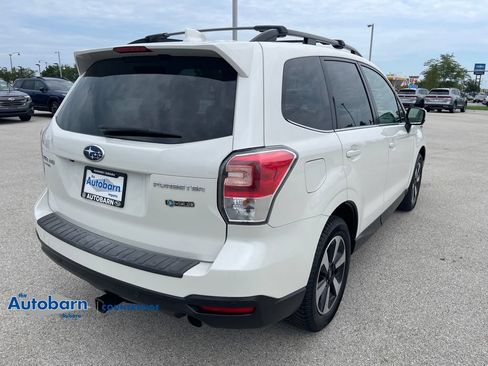 Used 2018 Subaru Forester 2.5i Limited AWD/4WD image 5