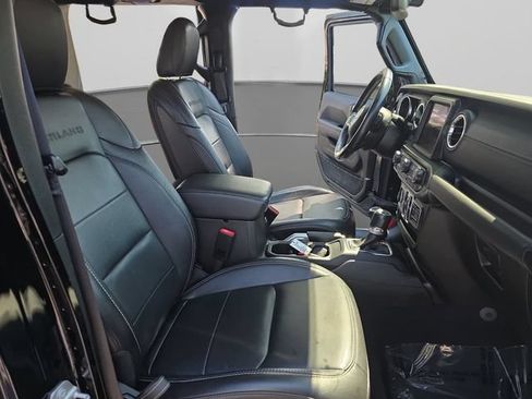 Used 2021 Jeep Gladiator Overland w/ Popular Equipment Package AWD/4WD image 32