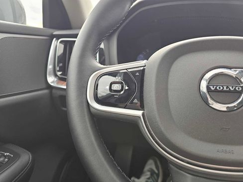 Certified 2025 Volvo V60 B5 Cross Country Plus AWD/4WD image 35