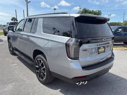 New 2026 Chevrolet Suburban RST w/ Comfort Package AWD/4WD image 6
