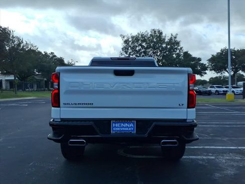 Used 2025 Chevrolet Silverado 1500 LT Trail Boss w/ LT Trail Boss Premium Package AWD/4WD image 7
