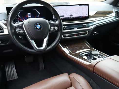 Used 2025 BMW X5 xDrive50e AWD/4WD image 5