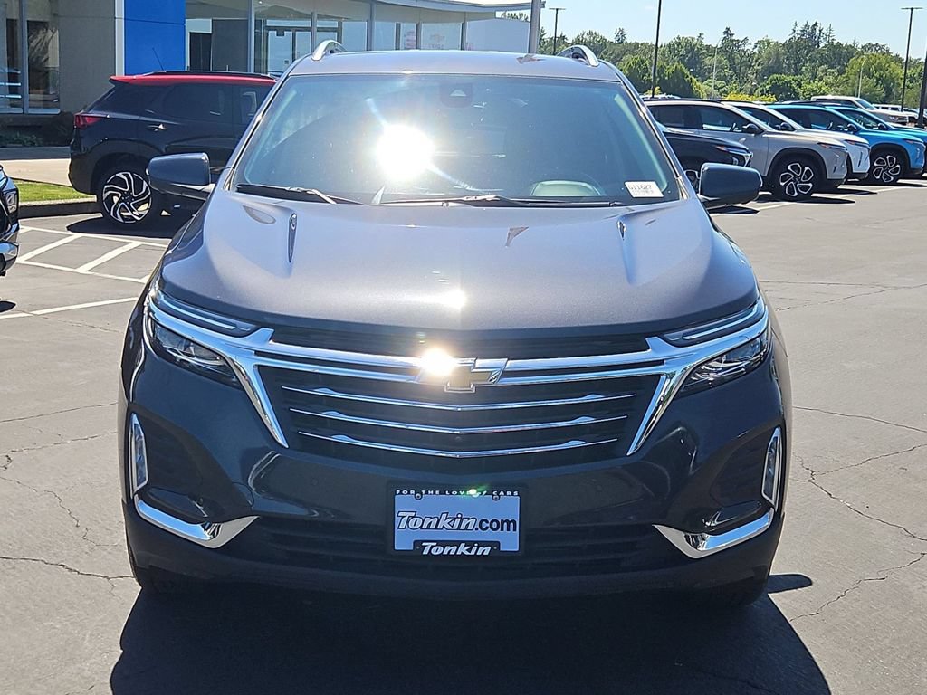 Used 2022 Chevrolet Equinox Premier AWD/4WD image 9