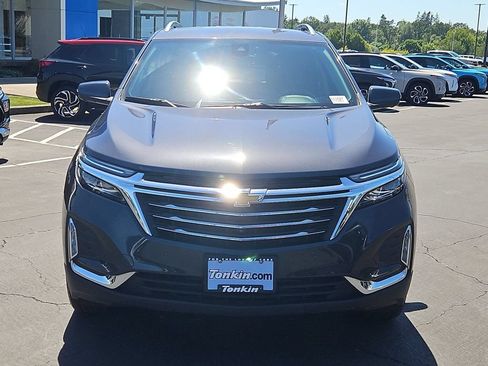 Used 2022 Chevrolet Equinox Premier AWD/4WD image 9