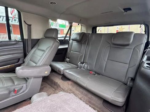 Used 2016 GMC Yukon XL Denali w/ Open Road Package AWD/4WD image 10