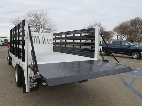 New 2023 RAM 4500 Tradesman image 41