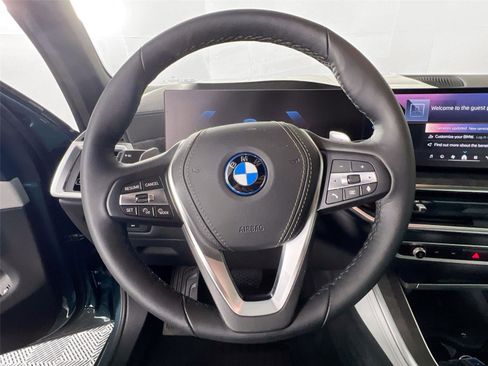 New 2026 BMW X5 xDrive50e w/ Premium Package image 11