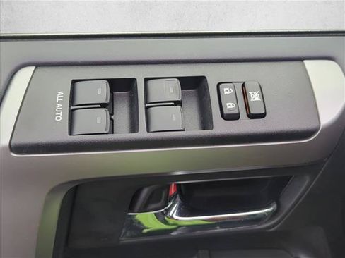 Used 2023 Toyota 4Runner Limited RWD image 10