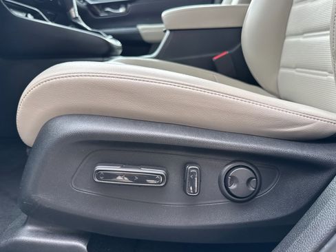 Used 2023 Honda CR-V EX-L image 15