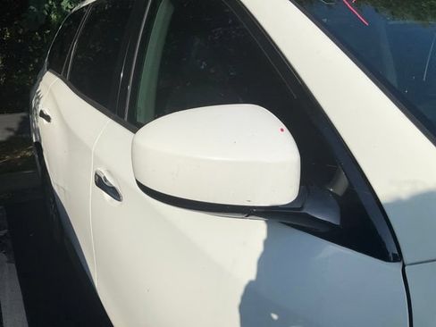 Used 2015 Nissan Pathfinder SV FWD image 4