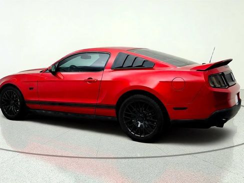 Used 2010 Ford Mustang GT Premium RWD image 7