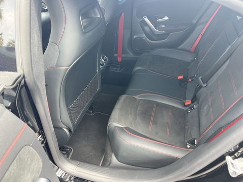 Used 2023 Mercedes-Benz CLA 35 AMG 4MATIC image 32