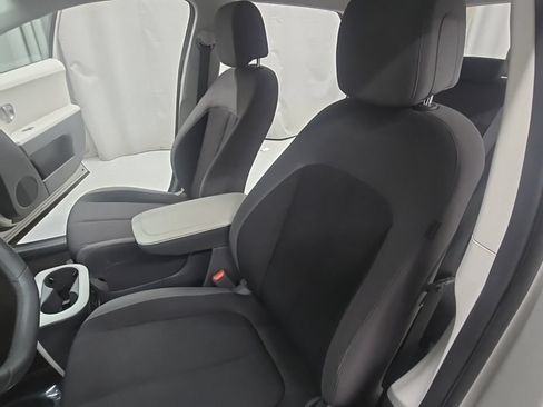 Certified 2024 Hyundai Ioniq 5 SEL AWD/4WD image 13